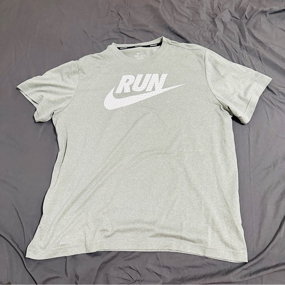 Nike Run Dri-Fit Men’s Athletic Shirt - Picture 1 of 5